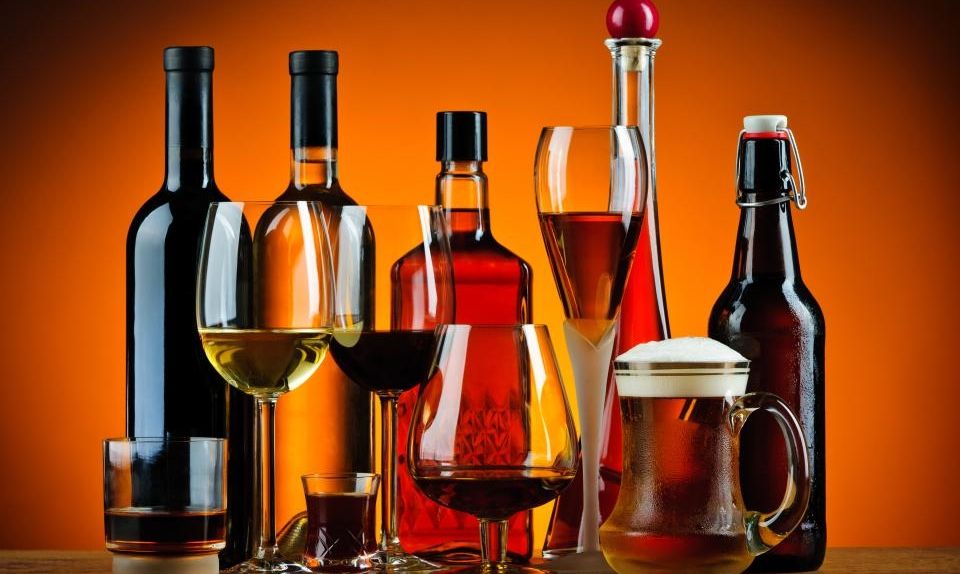 ALKOHOLOWY TERROR -PIJĄC ALKOHOL, SIKASZ WŁASNYM MÓZGIEM!